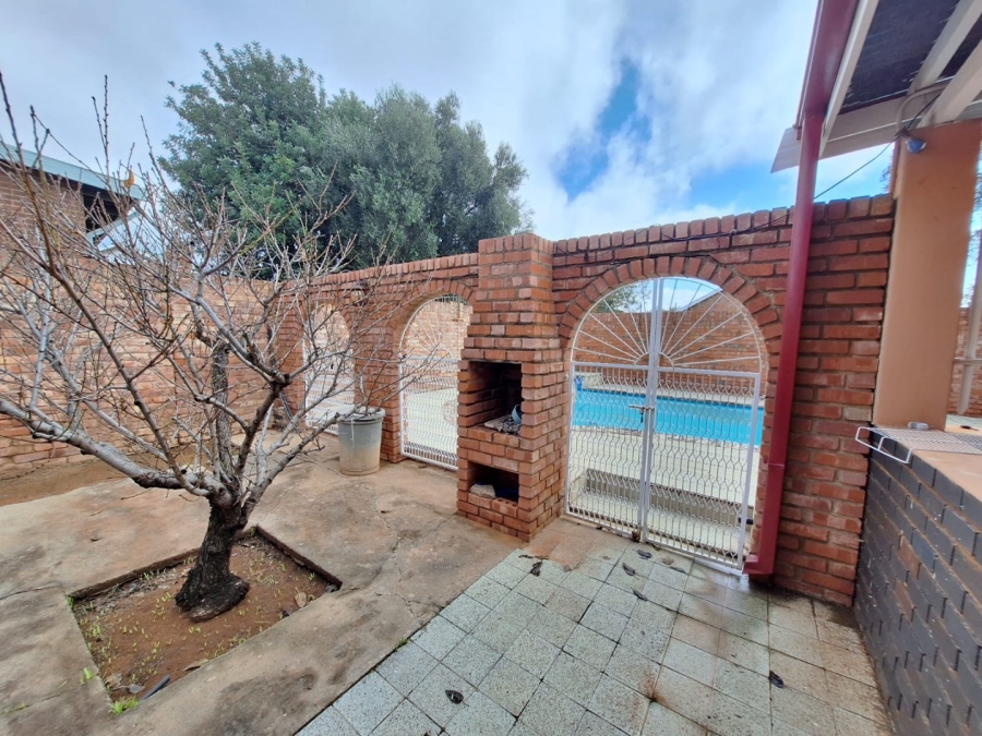 3 Bedroom Property for Sale in Northview Northern Cape